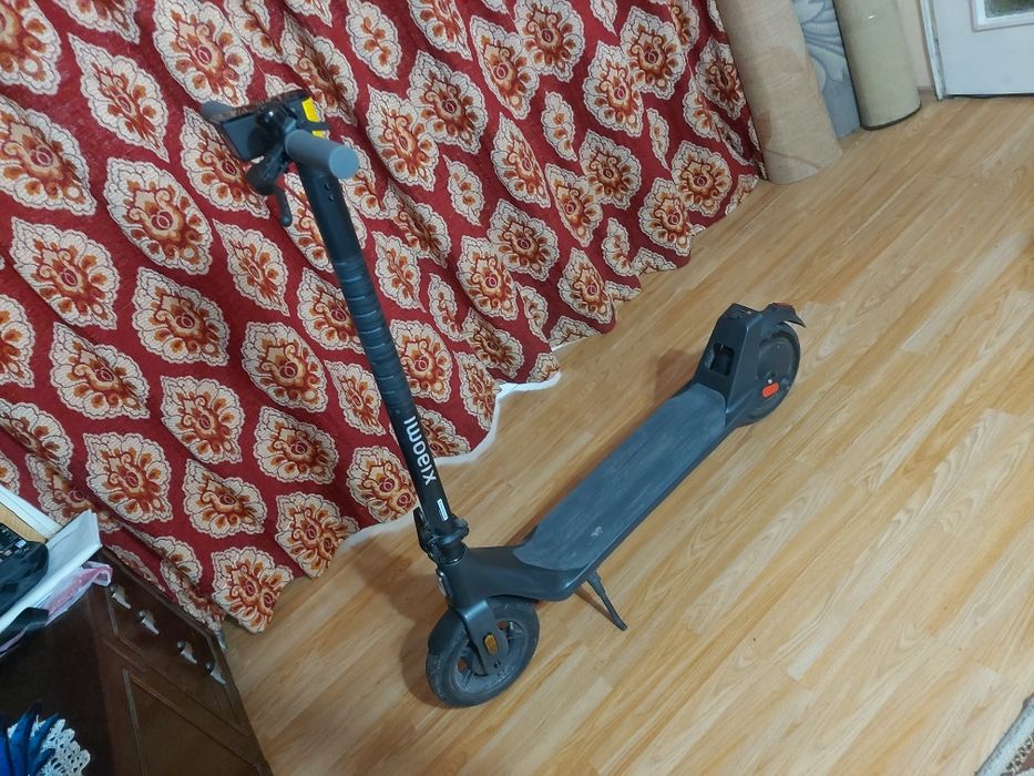 Триколка неразличими от нова