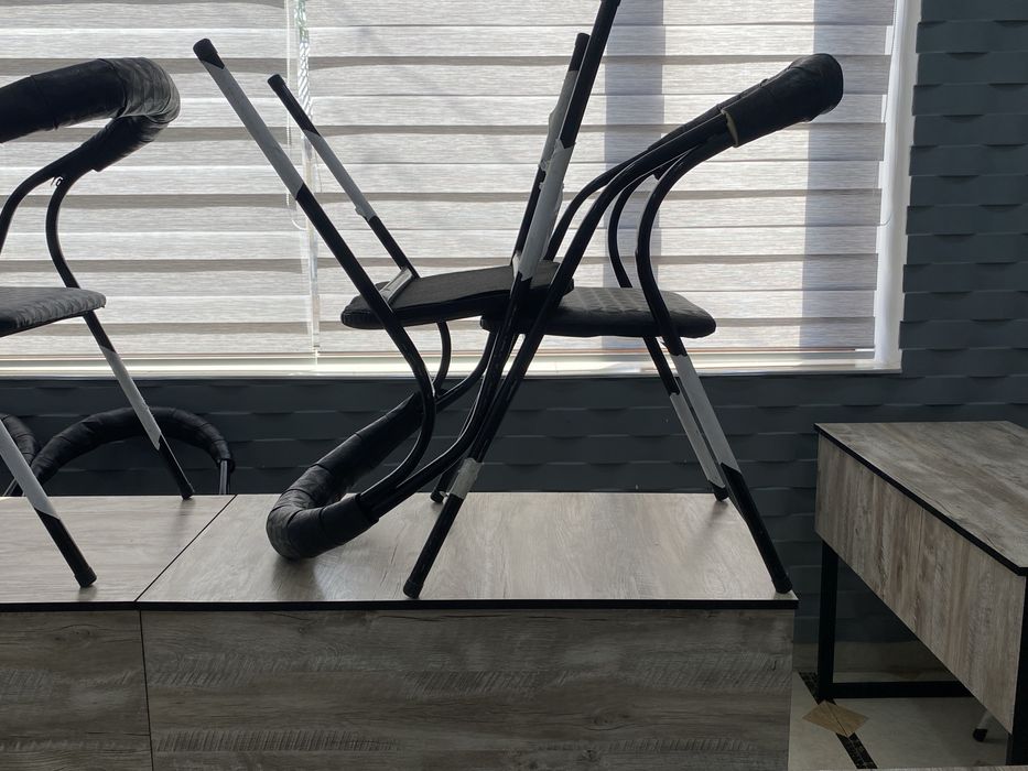 Парта Ресепшен в стиле лофт стульчики в комплекте, состояние новый