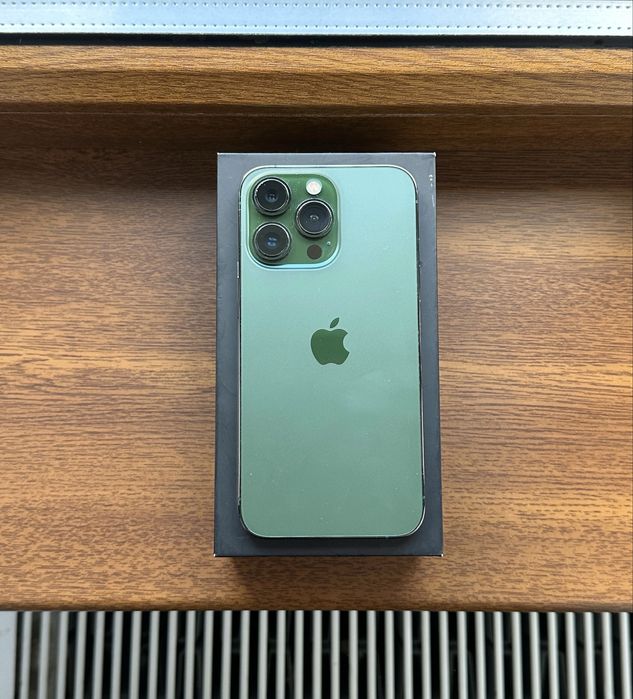 Vând IPhone 13 Pro in stare foarte buna