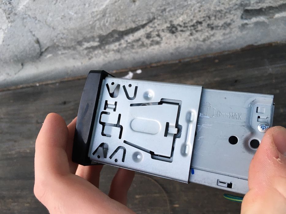 Casetofon Radio Player auto JVC KD-X152 YJ1-123E00  4x50W