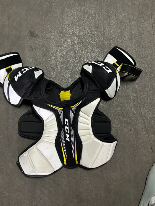 Хоккейная экипировка