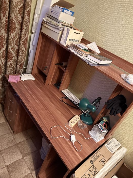 стол в отличном состоянии