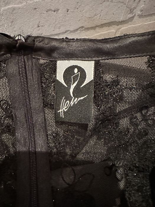 Елегантна дамска рокля