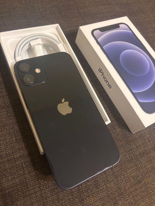 Айфон 12мини черен