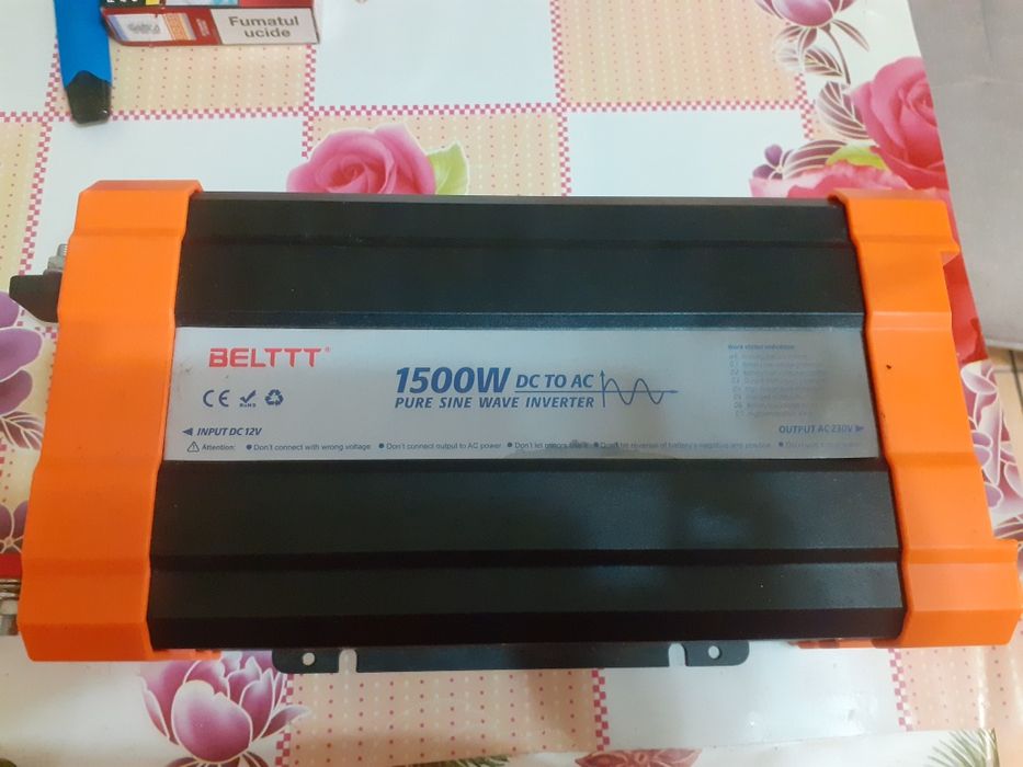 Invertor panouri solare sau auto