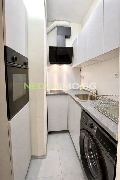 Двустаен апартамент в Гръцка Махала под наем