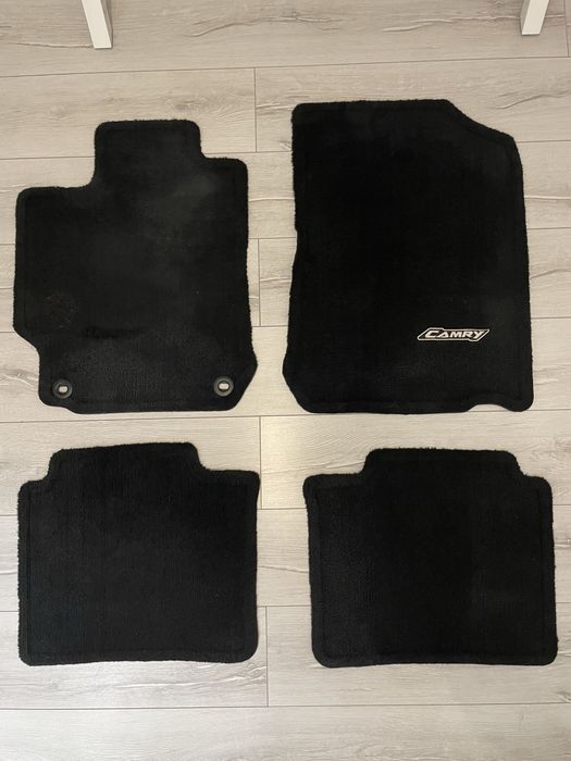 Коврики полики от камри 50