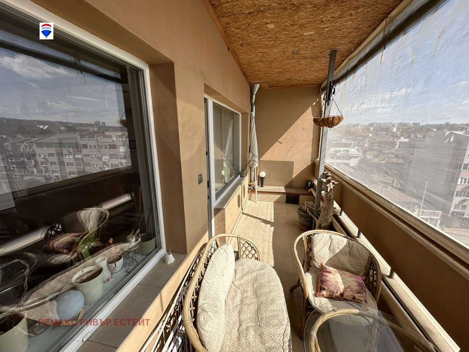 Продава се Двустаен апартамент в Русе, Широк център - 60 кв.м за 2015 €/кв.м - Снимка #4