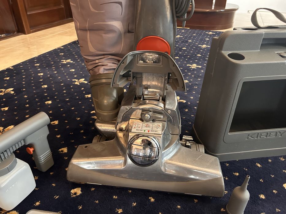 Aspirator Kirby original 10/10 + accesorii preț nou 2000€