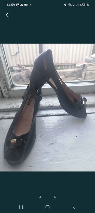 Продам зимние новые ботинки 5000