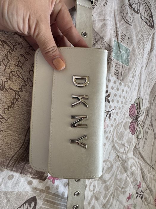 Чанта тип колан/паласка DKNY