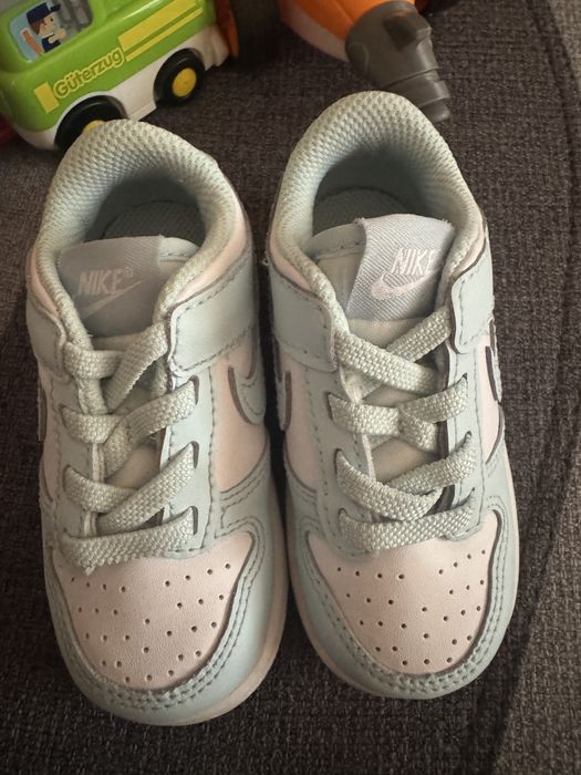 papuci Nike Dunk Low marime 22