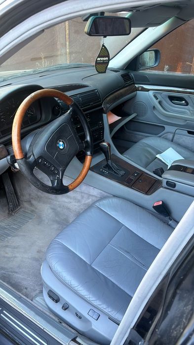 BMW Seria 7 1996 benzină, 5.045 € — imagine 3