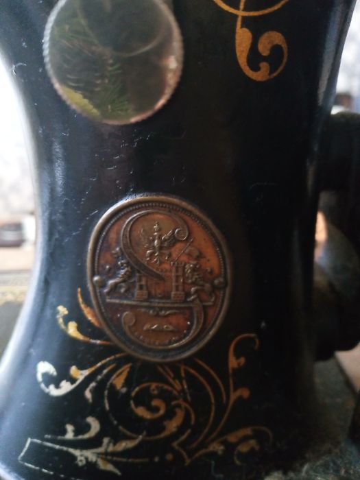 Швейная машинка антиквариат