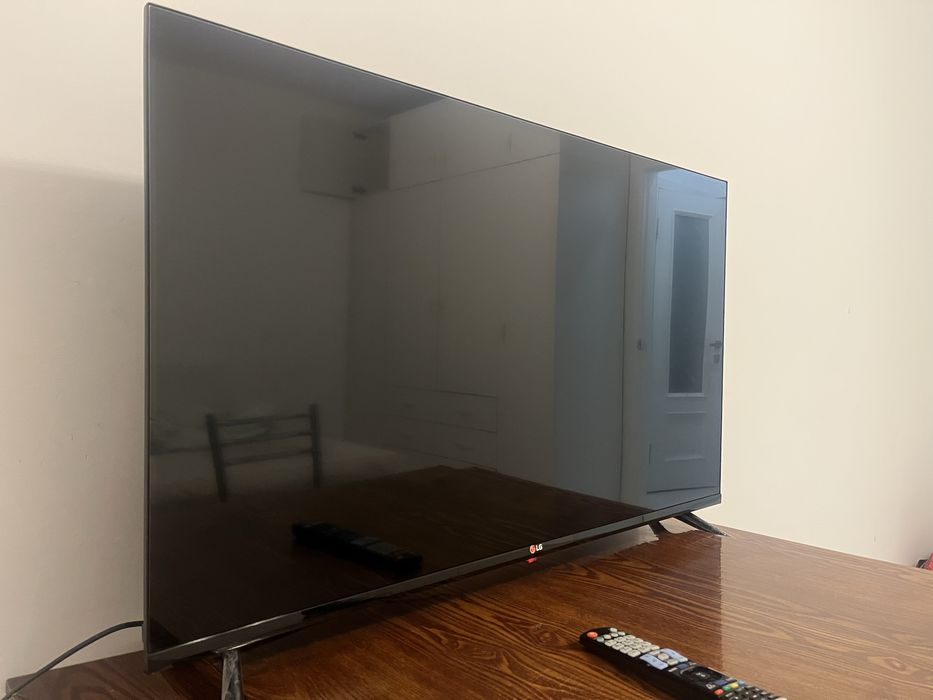 Смарт телевизор LG диагональ 109