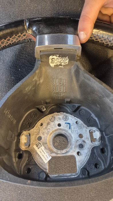 Оригинален Волан за Голф 5 GT