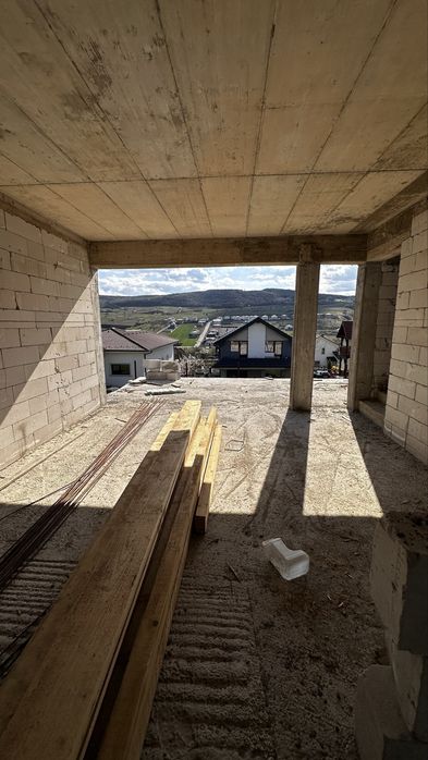 Casa individuală S+P+E suprafață (47+72+72 mp utili) teren 550mp