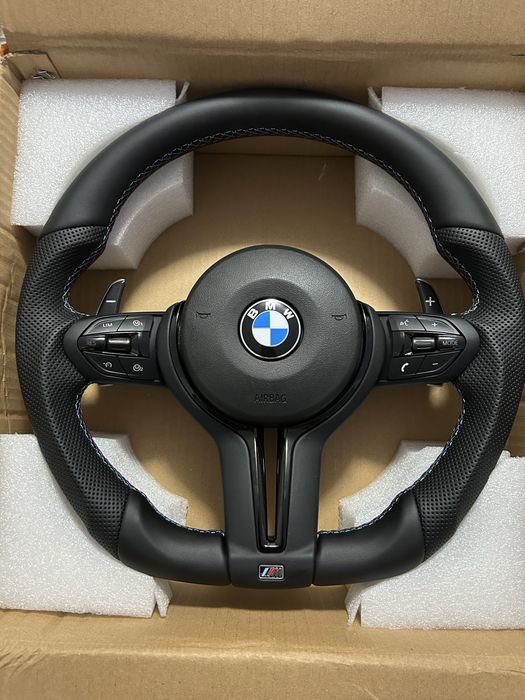 BMW M спортен волан с пера F20 F30 F10 F15 F16 F25 F26 F32 F36 X1 X3 X4 X5 X6