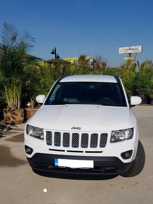 Vând jeep compass
