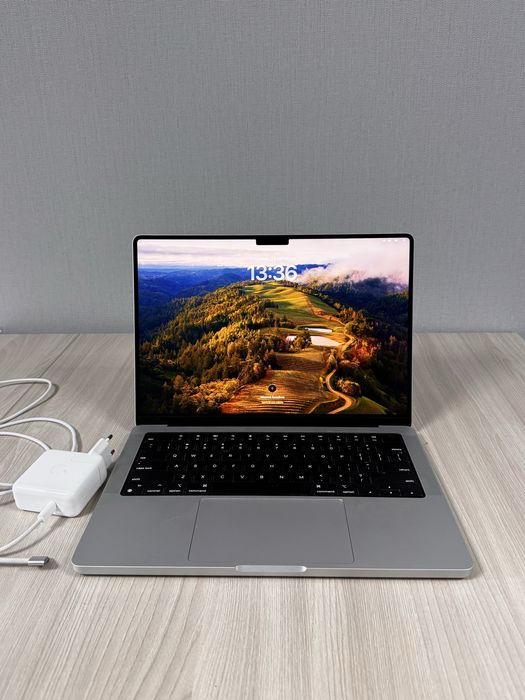 Macbook 14 М4 24gb 1 tb