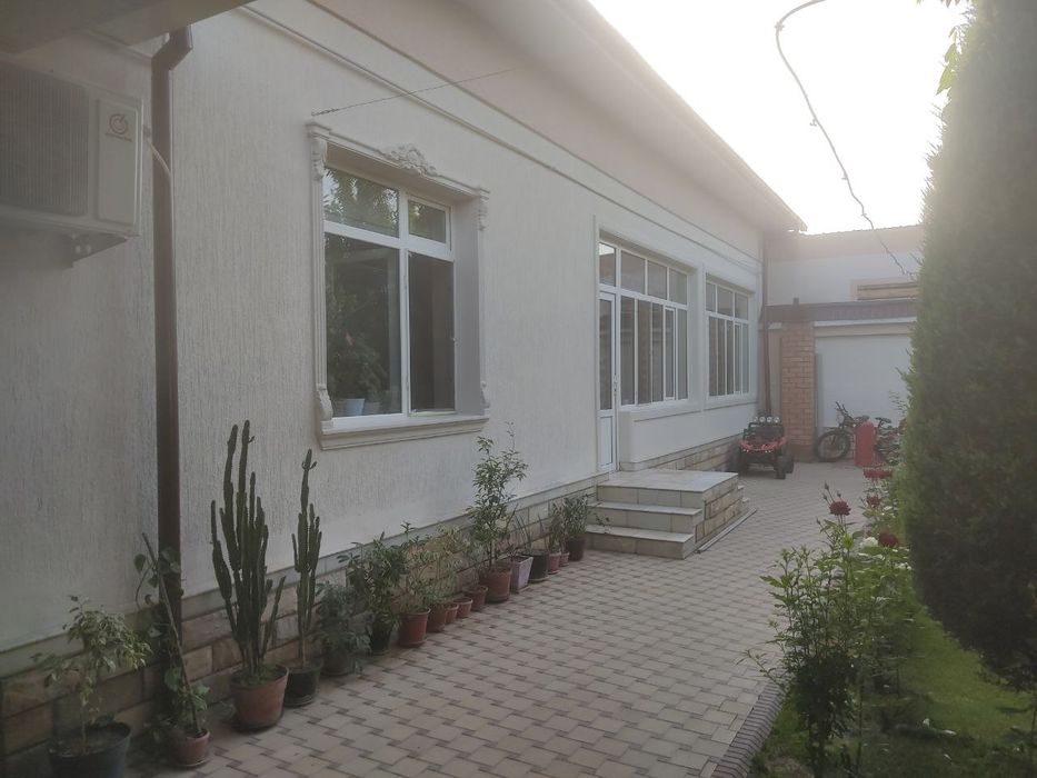 Эшонгузар, Нурхает кучасида 6 сотих 6 хона файзли Ховли