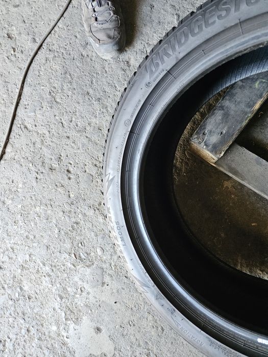 2 anvelope iarna 205 50 17 Bridgestone 2022.