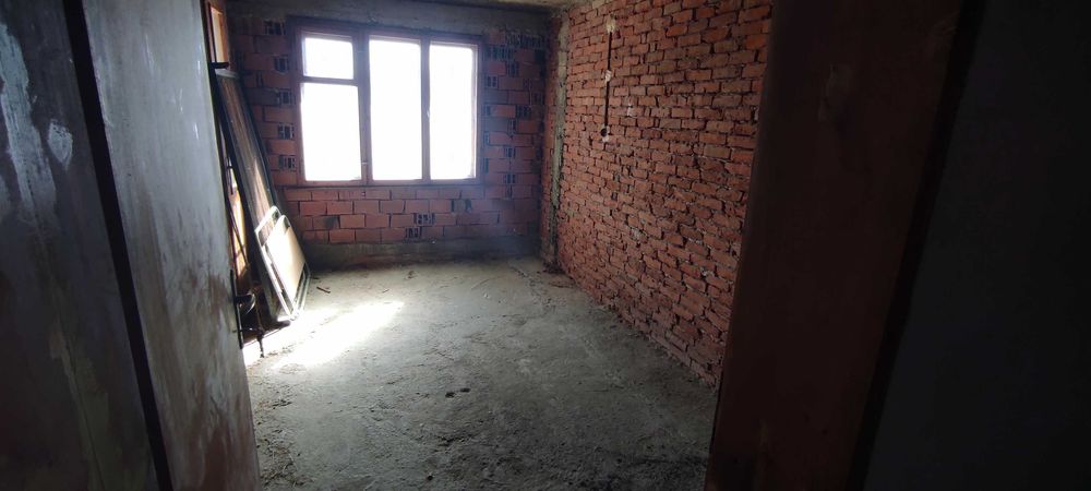 Продава се Къща в с. Ковачевци, Област Перник - 80 кв.м за 1875 €/кв.м - Снимка #12