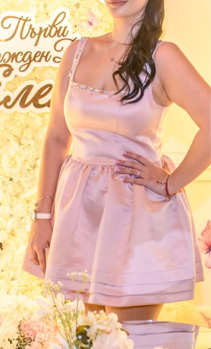 Официална рокля в розово