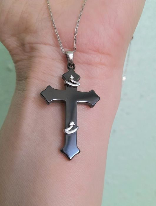 Серебряный крестик