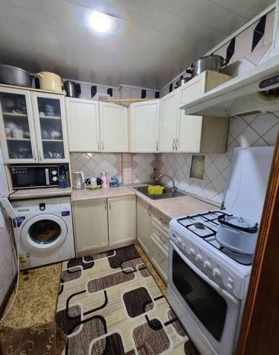 Срочно! Квартира на Яшнабад-Рисовый базар 3/4/4 общ пл 66м с мебелью