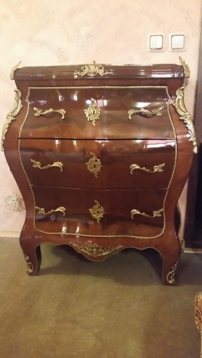 Бароков дресоар в много добро състояние