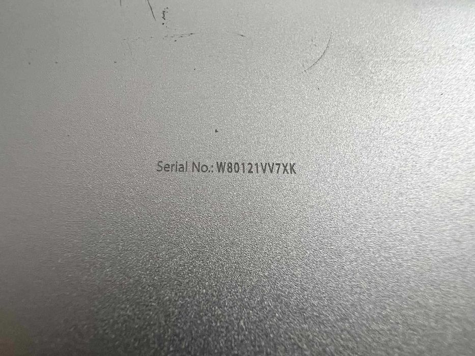 лаптоп Macbook pro