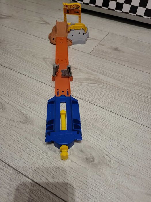 Музикални и интерактивни играчки за деца