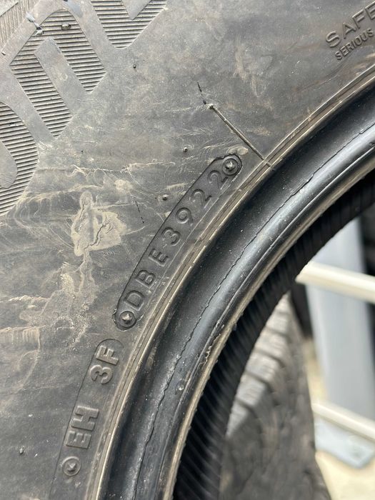 BridgeStone 255/70R16 - Anvelope Iarna M+S, Stare buna, Livrare 24h!