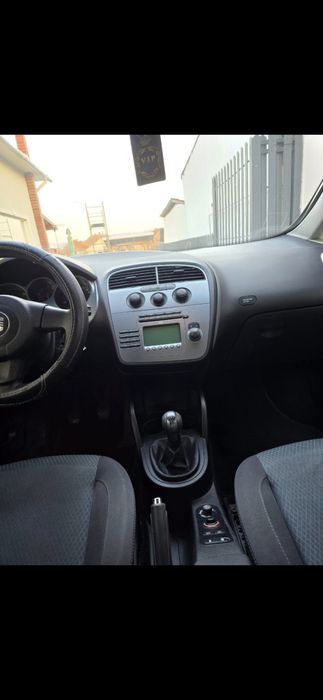 Seat altea x1,1.6 benzina , 2007