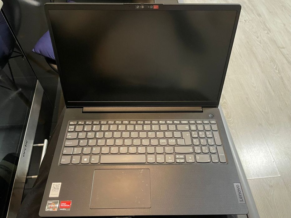 Laptop Lenovo V15 G2 ALC- Gaming 900