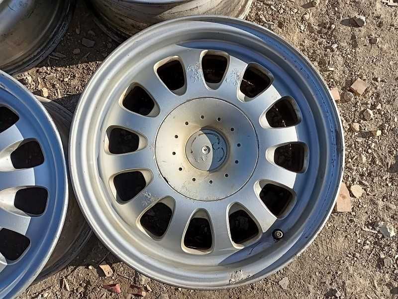 Продам оригинальные легкосплавные диски "31 стиль" на БМВ 5 е39