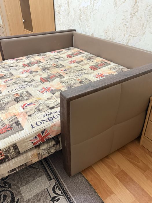 Продам хороший диван