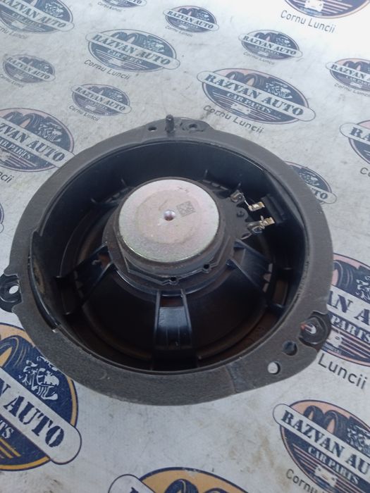 boxa dreapta spate  audi a4 b9