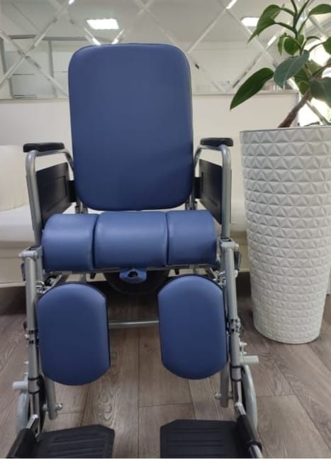 Инвалидная коляска, много профильная