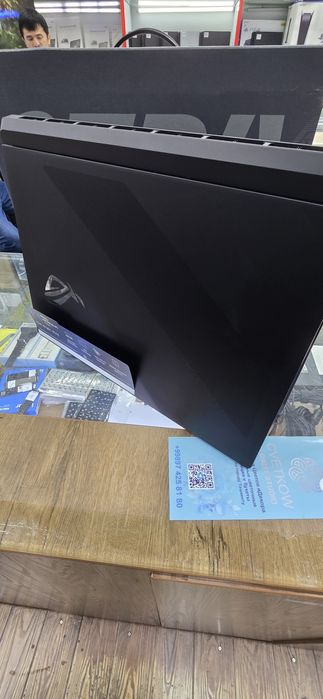 ASUS ROG Strix SCAR G18 (G835LR)