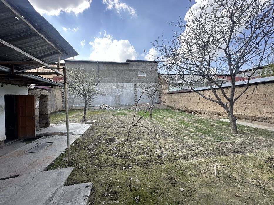 Участка сотилади 4.8 сотихли Учтепа Саккокий махалла