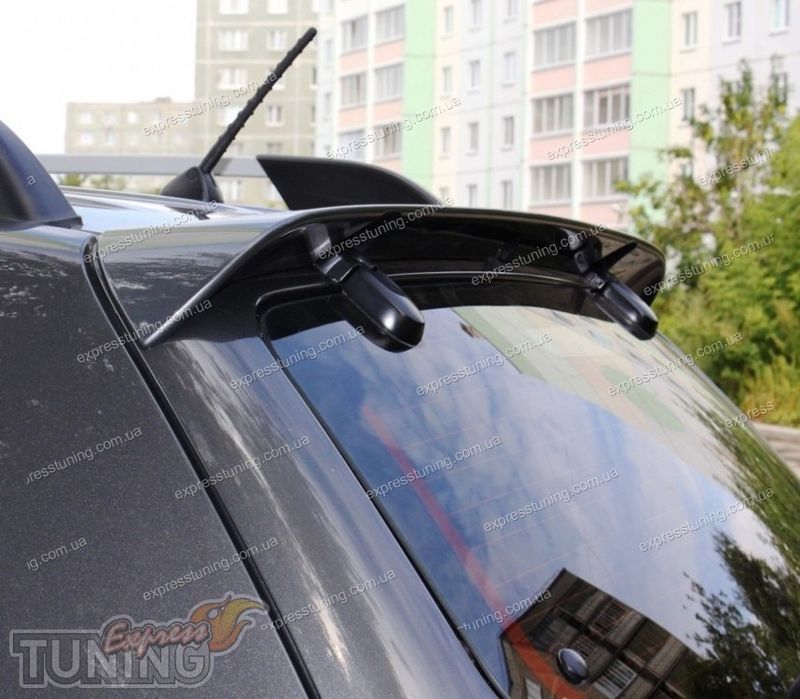 Продам спойлер на хендай туксон.