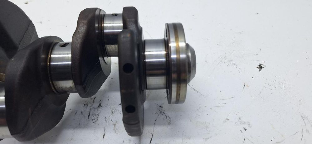 Vibrochen Arbore Man Tge Box Uy_ 2017 - 2021 2.0 Tdi Dava Daw Dau Daub 04L105101A