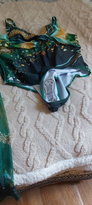 Срочно продам.    купальник