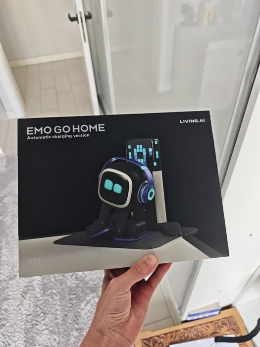 Emo robot умный робот