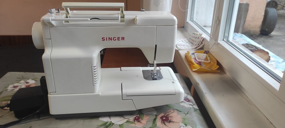 Шевна машина Singer