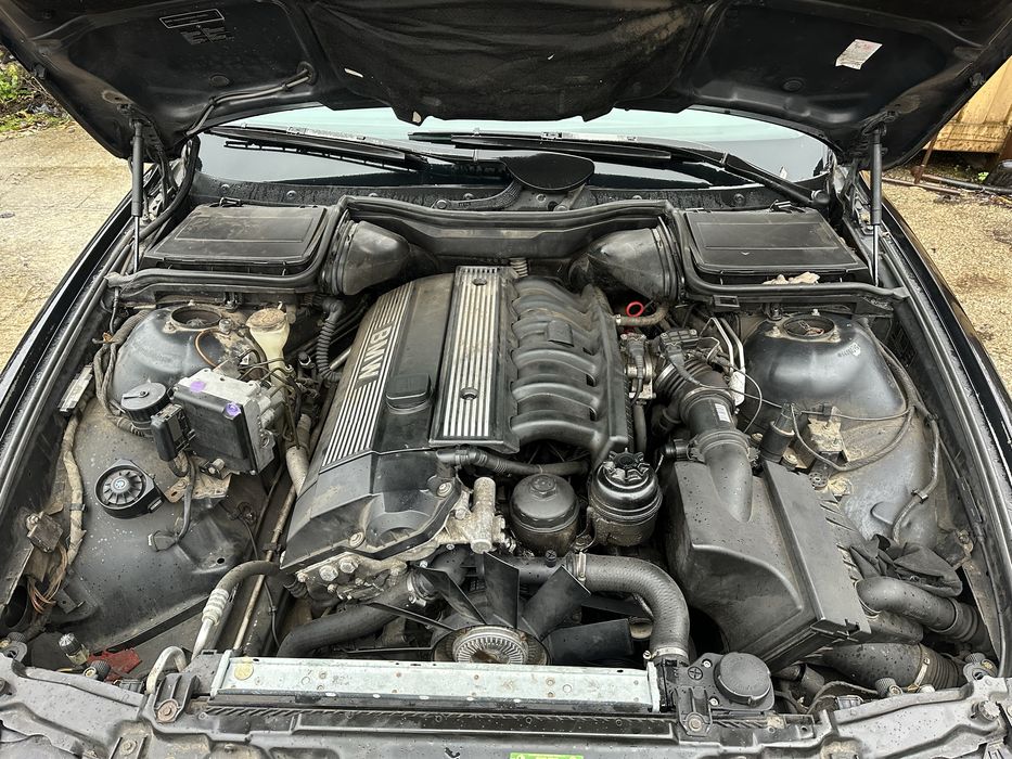 Bmw e39 520i НА ЧАСТИ
