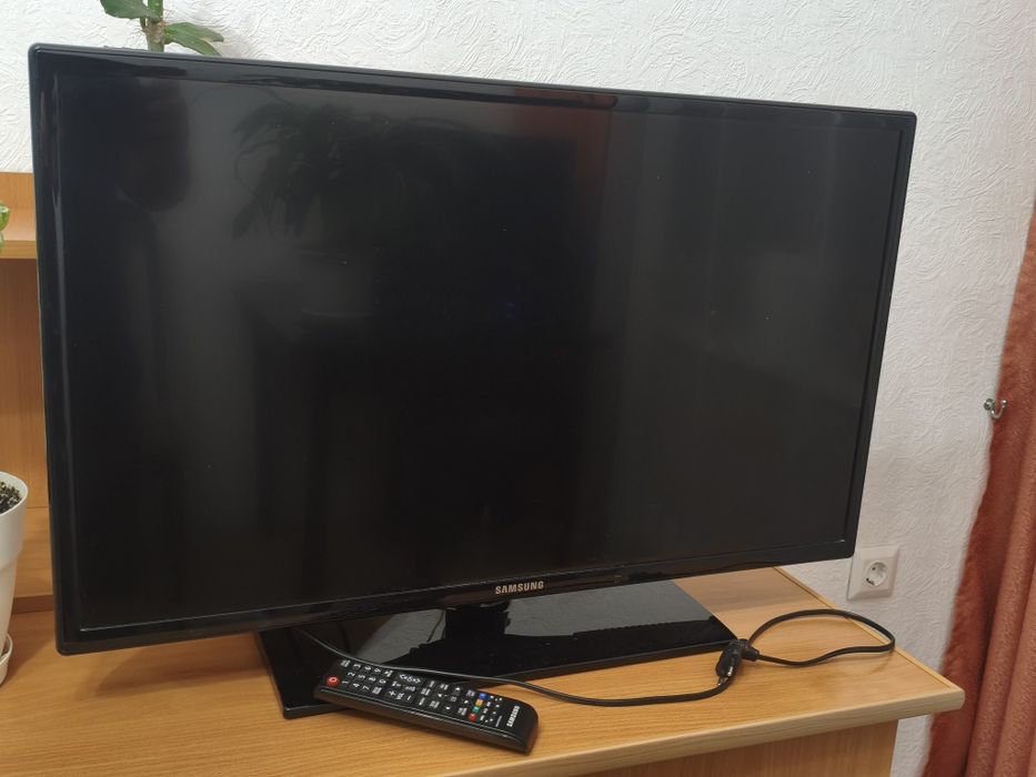 Продам телевизор Samsung