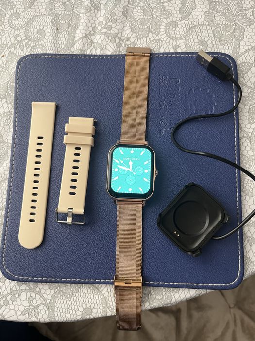 Smartwatch nou la cutie